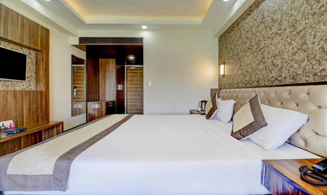 Sanskar Hotel Jaipur Eksteriør billede