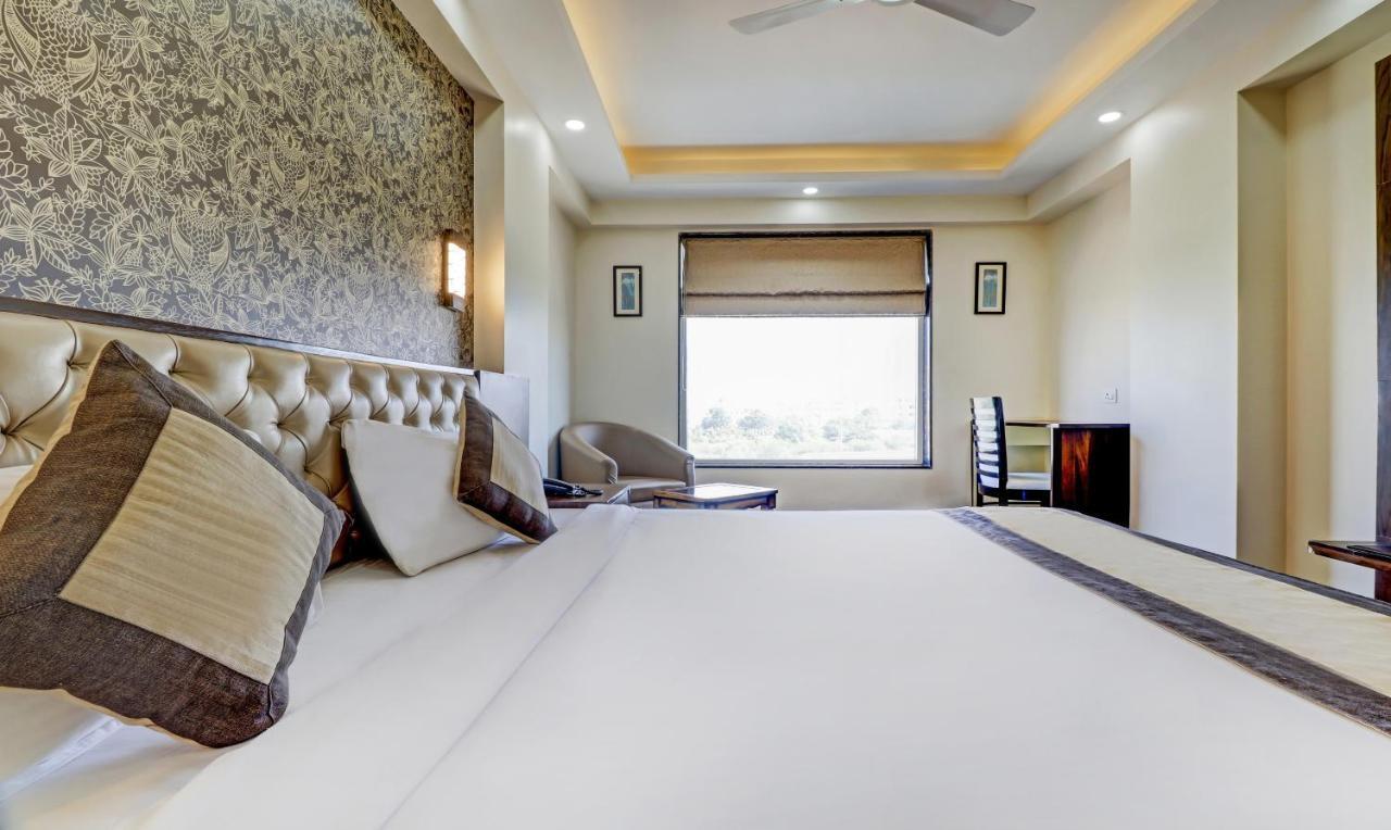Sanskar Hotel Jaipur Eksteriør billede