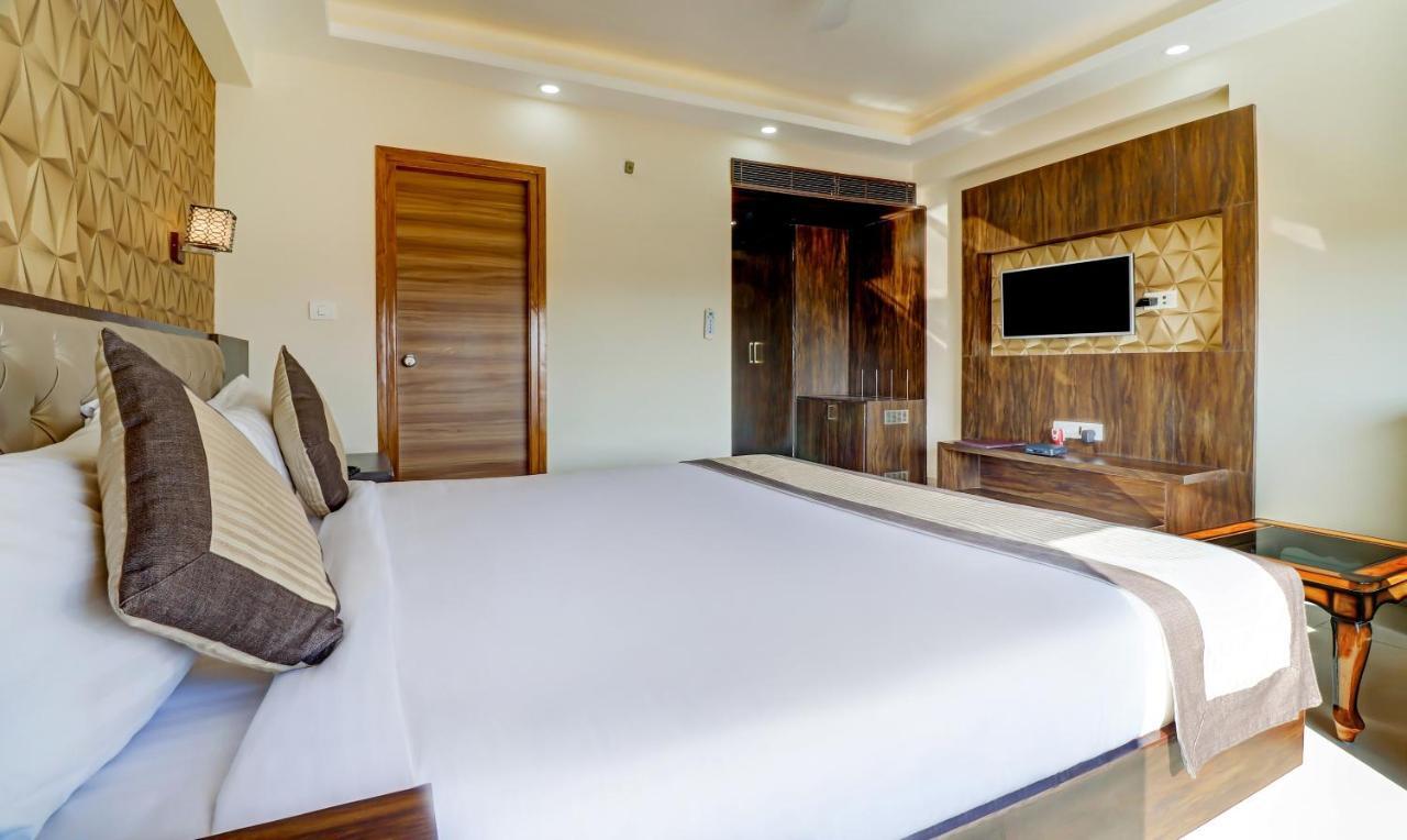 Sanskar Hotel Jaipur Eksteriør billede